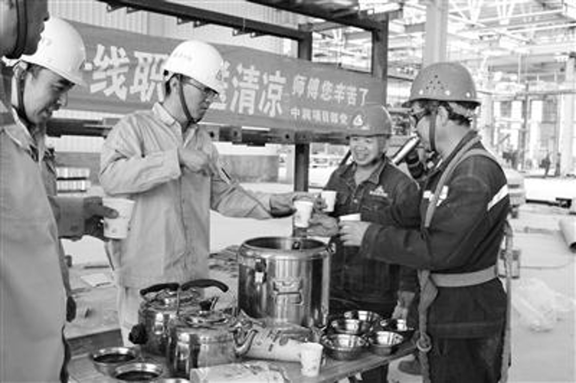铜排：电气工程中的“黄金”导体