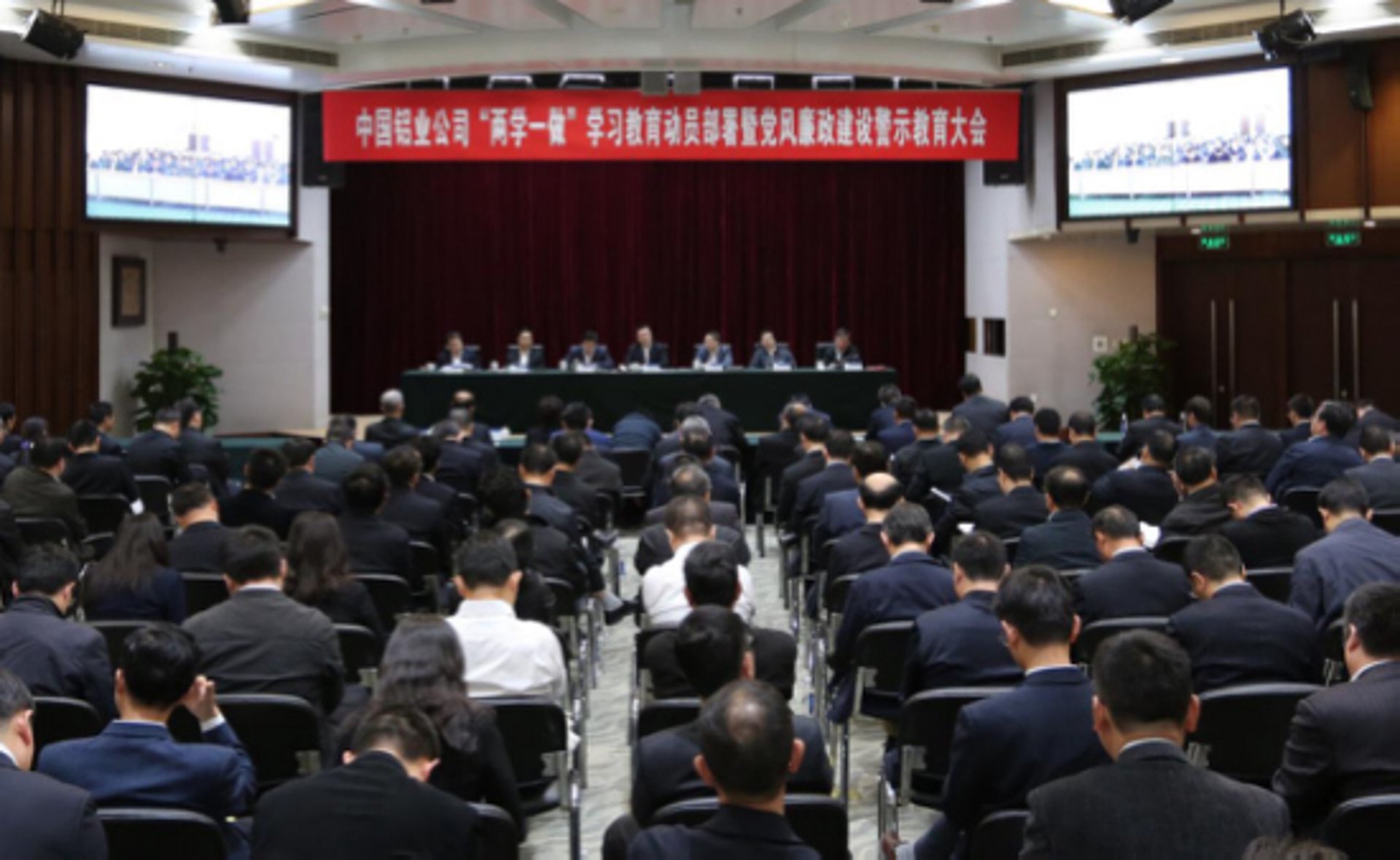 铜管材在建筑与管道工程中的应用越来越广泛，但如何选择合适的铜管材却让不少工程师感到困惑。